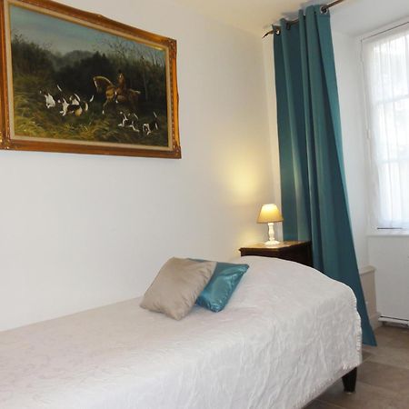 Logis Manoir De La Giraudiere Beaumont-en-Véron Εξωτερικό φωτογραφία
