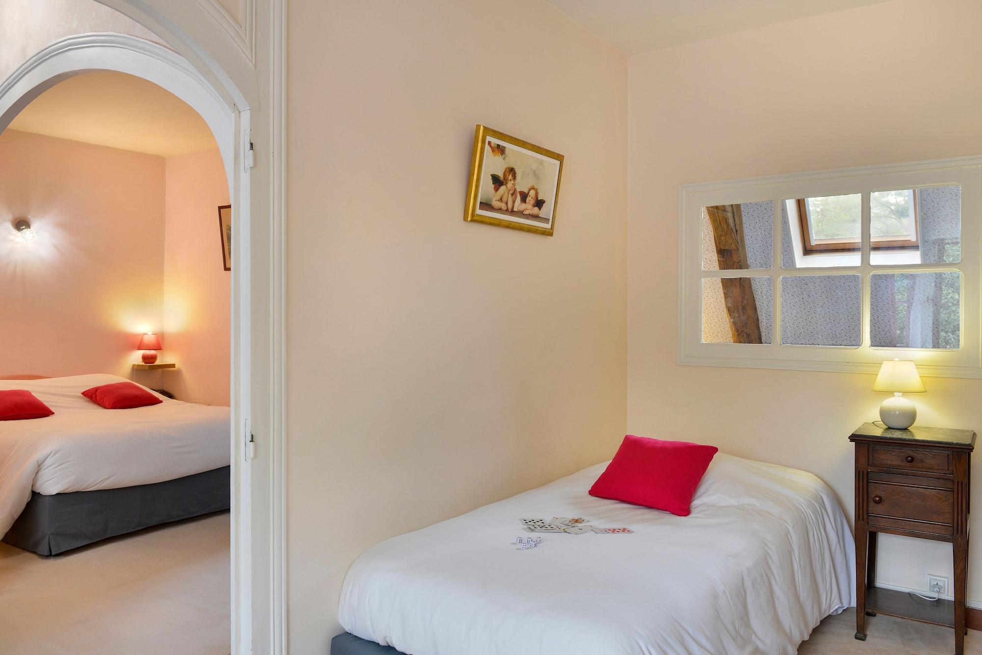 Logis Manoir De La Giraudiere Beaumont-en-Véron Εξωτερικό φωτογραφία