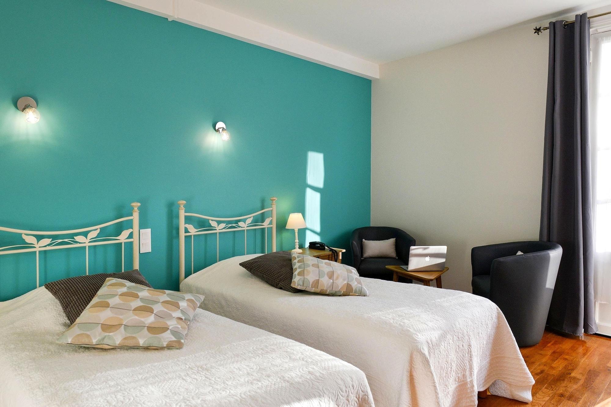 Logis Manoir De La Giraudiere Beaumont-en-Véron Εξωτερικό φωτογραφία