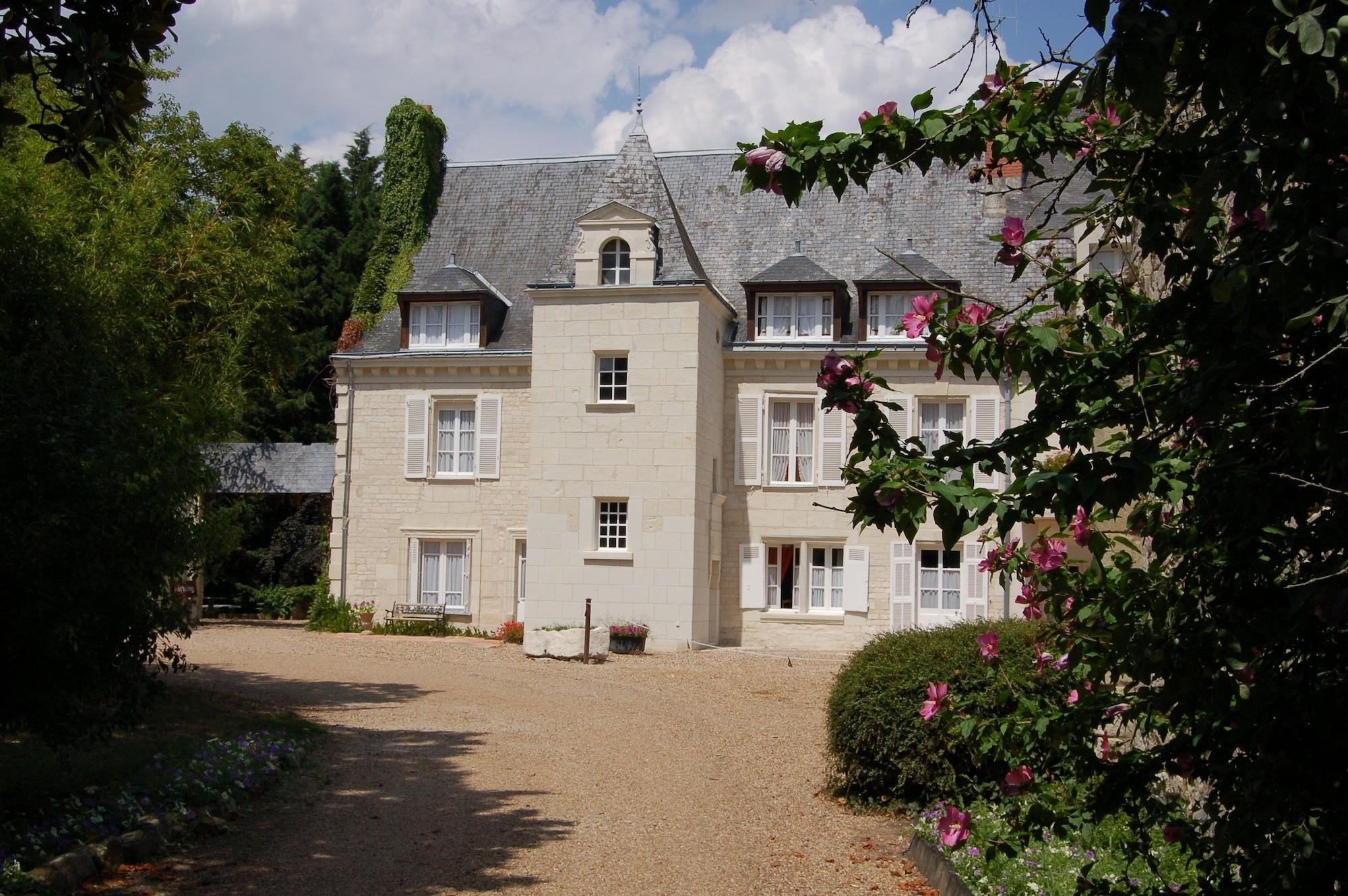 Logis Manoir De La Giraudiere Beaumont-en-Véron Εξωτερικό φωτογραφία